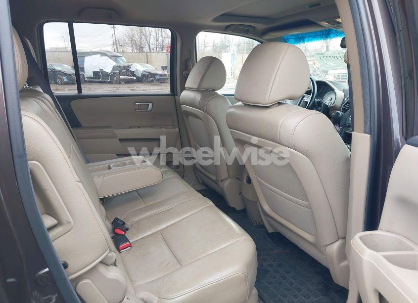 Photo 8 of 2012 Honda Pilot EX-L (VIN 5FNYF4H77CB015563)