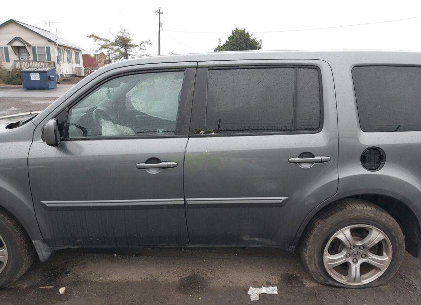 Photo 15 of 2012 Honda Pilot EX-L (VIN 5FNYF4H77CB044593)