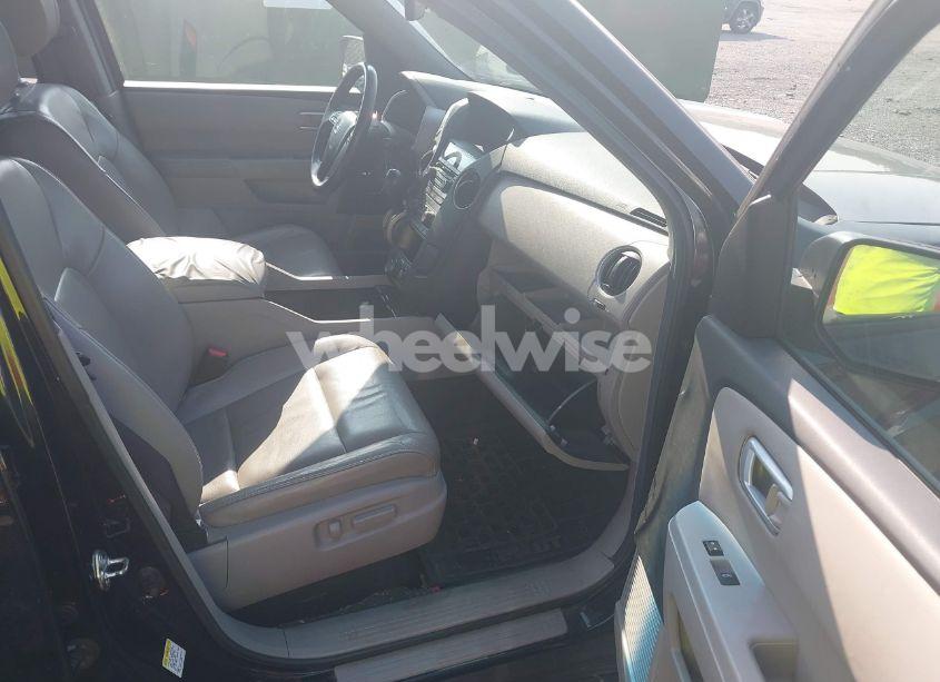 Photo 5 of 2012 Honda Pilot EX-L (VIN 5FNYF4H77CB084401)