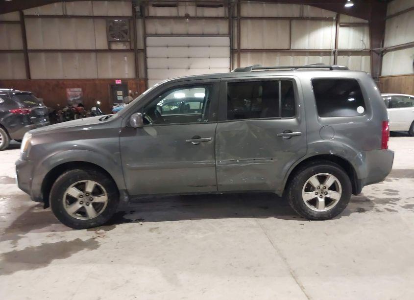 Photo 14 of 2011 Honda Pilot EX-L (VIN 5FNYF4H79BB029611)