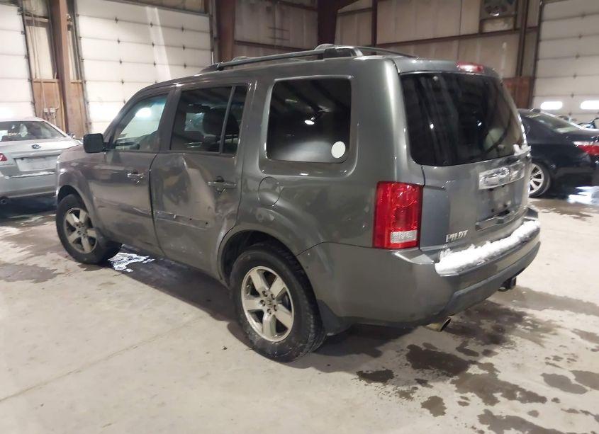 Photo 3 of 2011 Honda Pilot EX-L (VIN 5FNYF4H79BB029611)