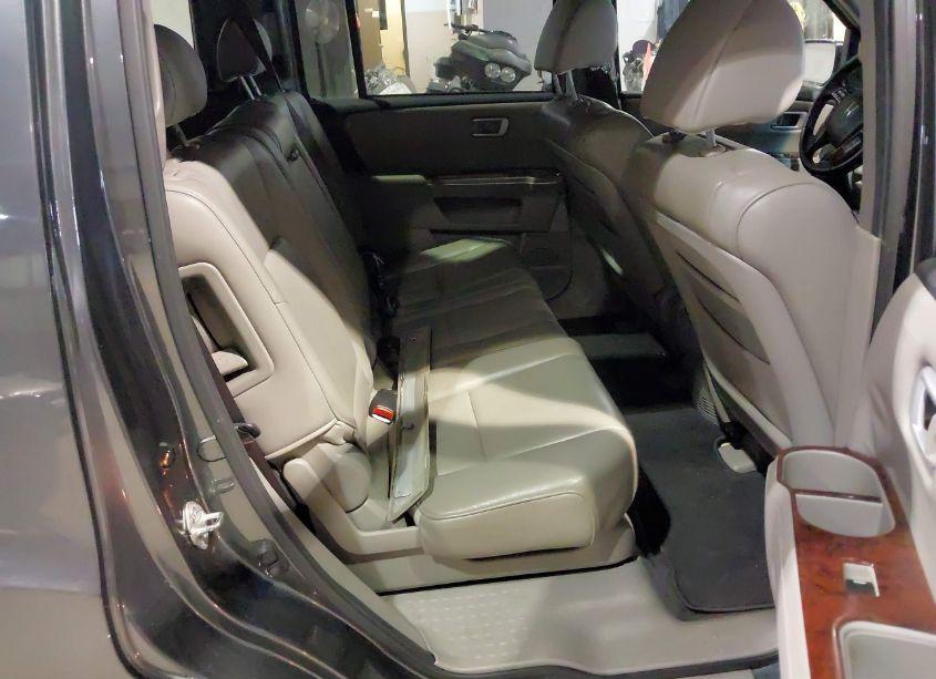 Photo 8 of 2011 Honda Pilot EX-L (VIN 5FNYF4H79BB029611)