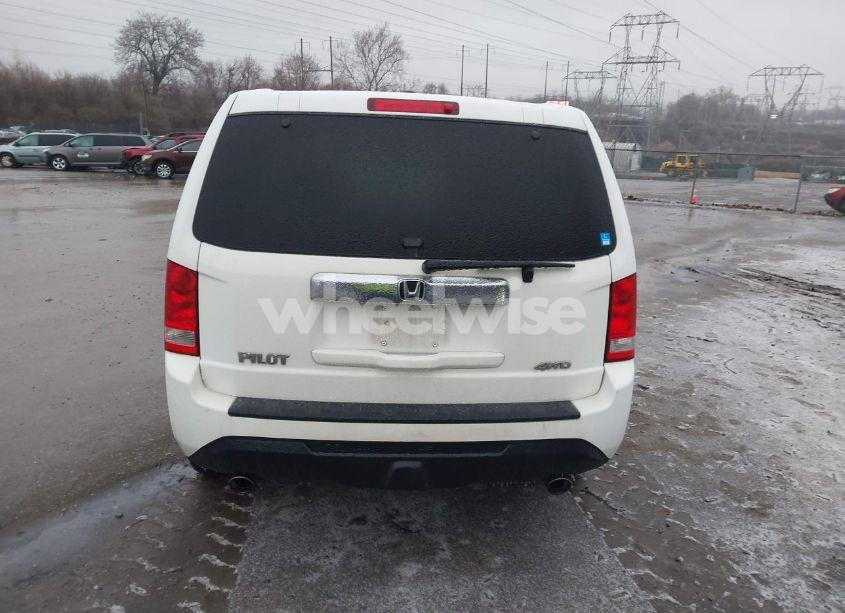 Photo 16 of 2014 Honda Pilot EX-L (VIN 5FNYF4H79EB024798)