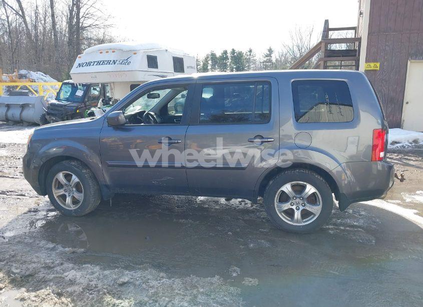 Photo 13 of 2015 Honda Pilot EX-L (VIN 5FNYF4H79FB043787)