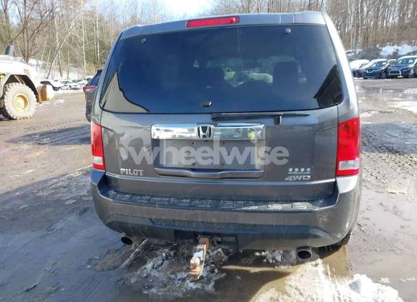 Photo 15 of 2015 Honda Pilot EX-L (VIN 5FNYF4H79FB043787)