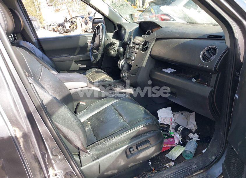 Photo 5 of 2015 Honda Pilot EX-L (VIN 5FNYF4H79FB043787)