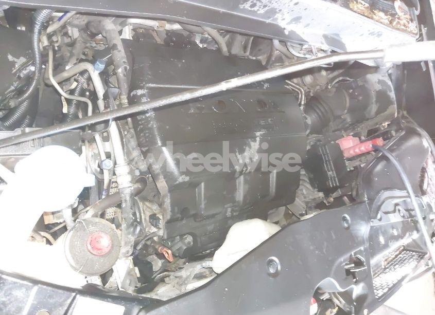 Photo 10 of 2015 Honda Pilot EX-L (VIN 5FNYF4H79FB068947)