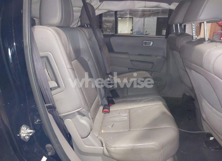 Photo 8 of 2015 Honda Pilot EX-L (VIN 5FNYF4H79FB068947)