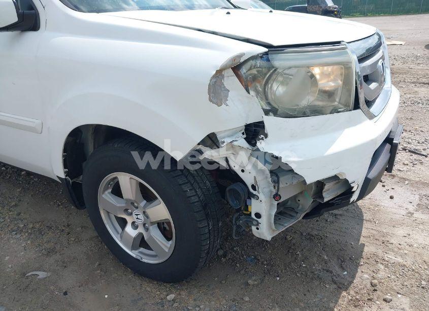 Photo 6 of 2011 Honda Pilot EX-L (VIN 5FNYF4H7XBB059426)