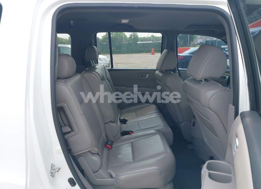 Photo 8 of 2011 Honda Pilot EX-L (VIN 5FNYF4H7XBB059426)