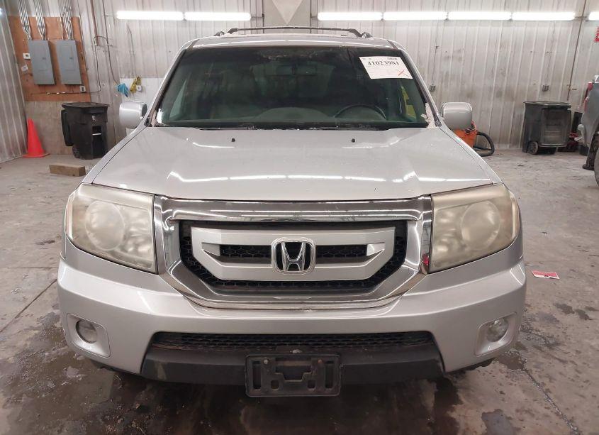 Photo 13 of 2010 Honda Pilot TOURING (VIN 5FNYF4H83AB002864)