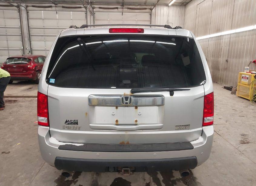 Photo 17 of 2010 Honda Pilot TOURING (VIN 5FNYF4H83AB002864)