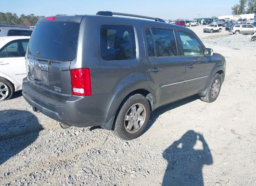Photo 4 of 2010 Honda Pilot TOURING (VIN 5FNYF4H86AB038760)
