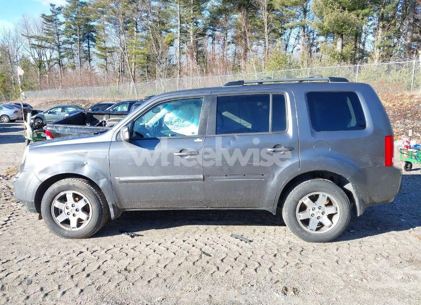 Photo 14 of 2011 Honda Pilot TOURING (VIN 5FNYF4H90BB037338)