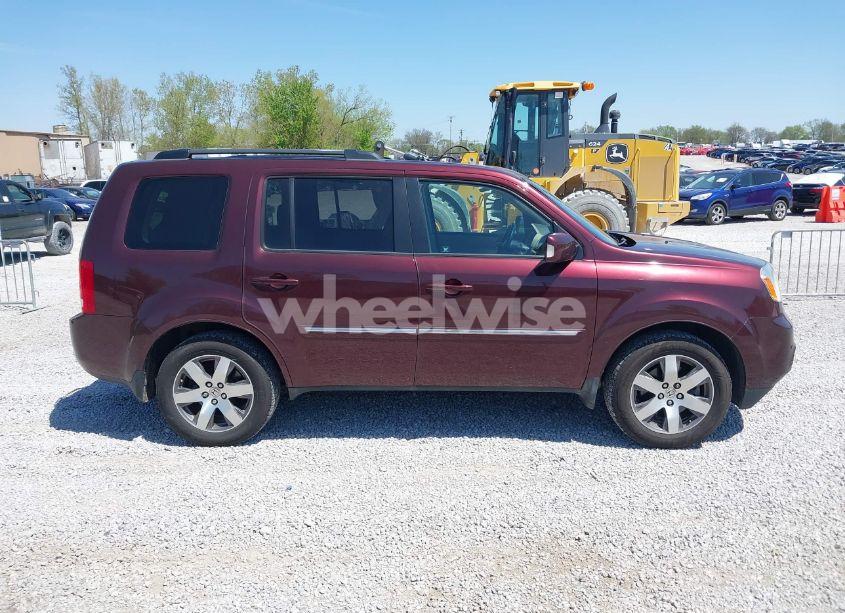 Photo 13 of 2012 Honda Pilot TOURING (VIN 5FNYF4H90CB020623)