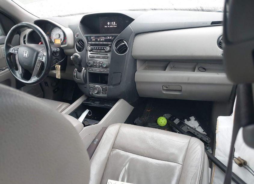 Photo 5 of 2012 Honda Pilot TOURING (VIN 5FNYF4H90CB045599)