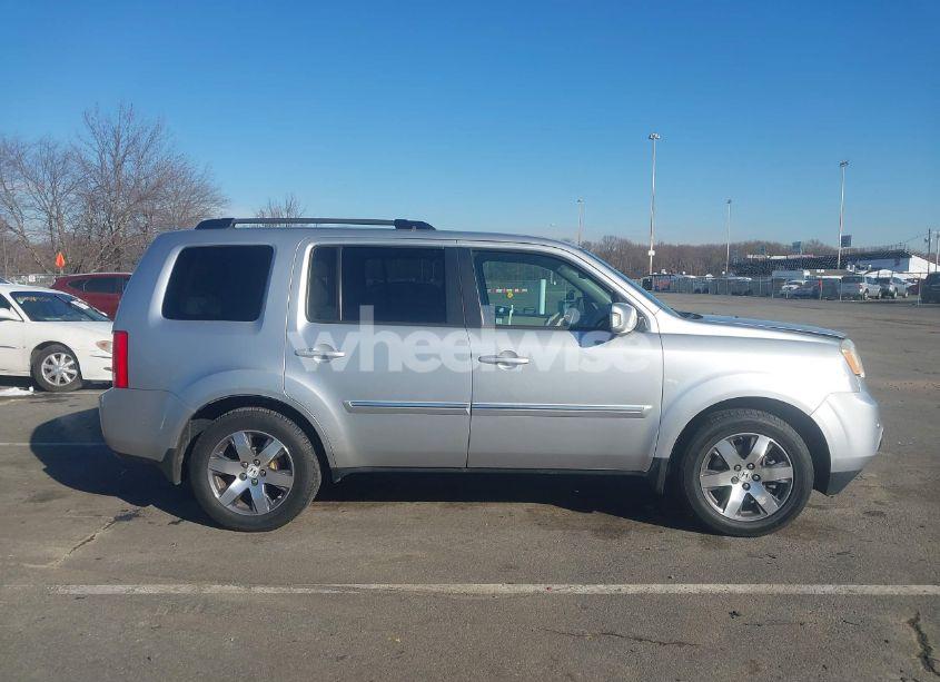 Photo 13 of 2013 Honda Pilot TOURING (VIN 5FNYF4H90DB048519)