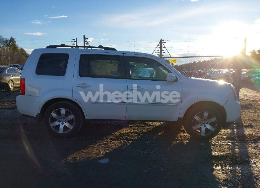 Photo 13 of 2013 Honda Pilot TOURING (VIN 5FNYF4H90DB069869)