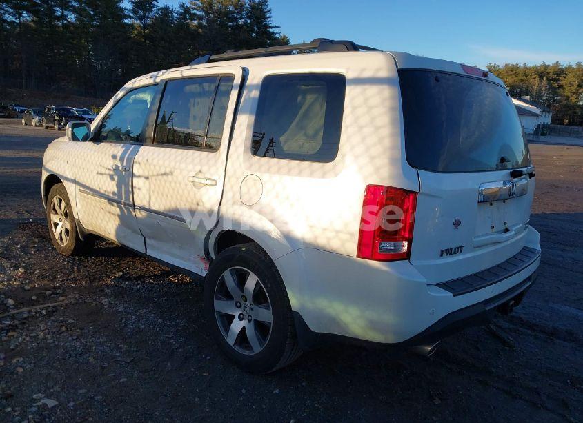 Photo 3 of 2013 Honda Pilot TOURING (VIN 5FNYF4H90DB069869)