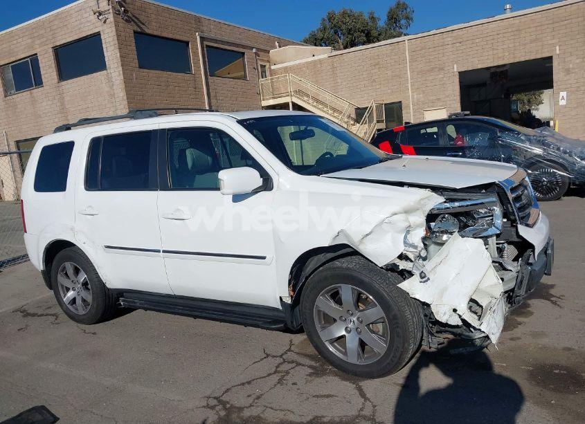 Photo 13 of 2014 Honda Pilot TOURING (VIN 5FNYF4H90EB046884)