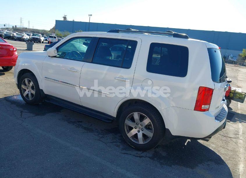 Photo 3 of 2014 Honda Pilot TOURING (VIN 5FNYF4H90EB046884)