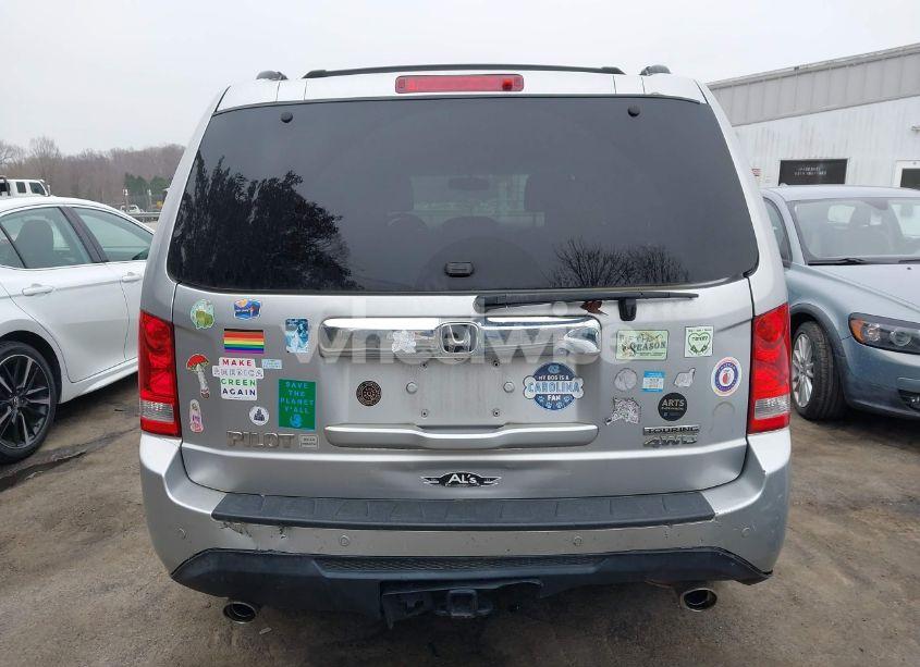 Photo 16 of 2015 Honda Pilot TOURING (VIN 5FNYF4H90FB009965)