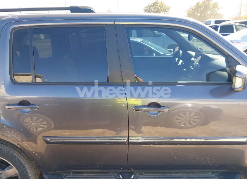 Photo 14 of 2015 Honda Pilot TOURING (VIN 5FNYF4H90FB040584)