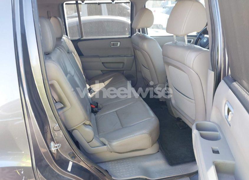 Photo 8 of 2015 Honda Pilot TOURING (VIN 5FNYF4H90FB040584)