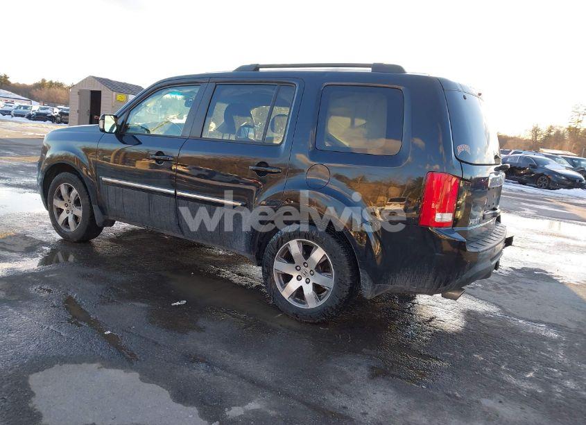 Photo 3 of 2015 Honda Pilot TOURING (VIN 5FNYF4H90FB062729)
