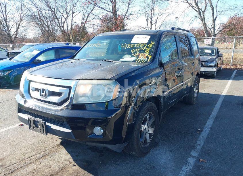 Photo 2 of 2010 Honda Pilot TOURING (VIN 5FNYF4H91AB013435)