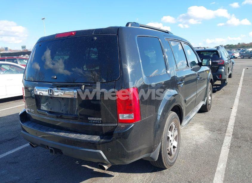 Photo 4 of 2010 Honda Pilot TOURING (VIN 5FNYF4H91AB013435)