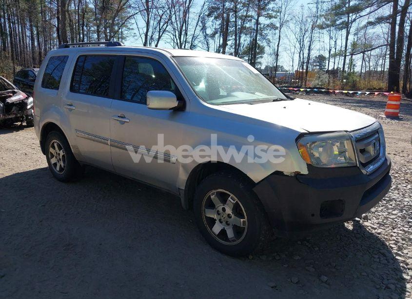 2010 Honda Pilot TOURING (VIN 5FNYF4H91AB020868) main photo