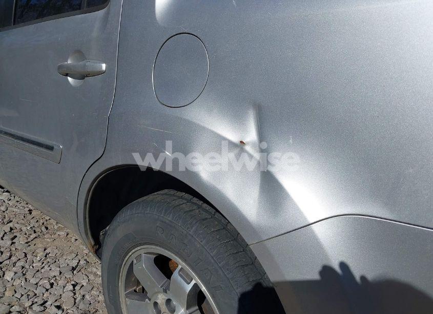 Photo 17 of 2010 Honda Pilot TOURING (VIN 5FNYF4H91AB020868)