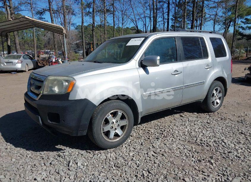 Photo 2 of 2010 Honda Pilot TOURING (VIN 5FNYF4H91AB020868)