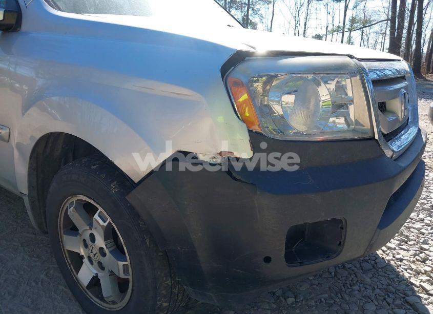 Photo 6 of 2010 Honda Pilot TOURING (VIN 5FNYF4H91AB020868)