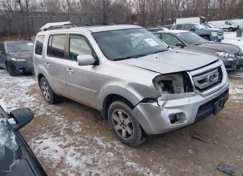 2011 Honda Pilot TOURING (VIN 5FNYF4H91BB086550) main photo