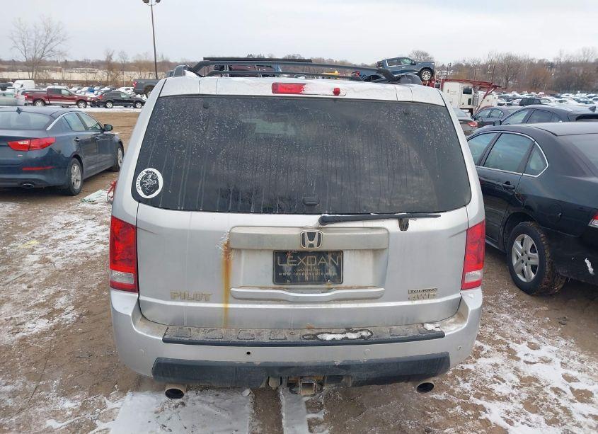 Photo 16 of 2011 Honda Pilot TOURING (VIN 5FNYF4H91BB086550)