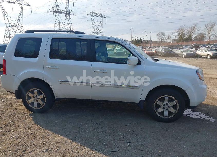 Photo 14 of 2011 Honda Pilot TOURING (VIN 5FNYF4H91BB106537)