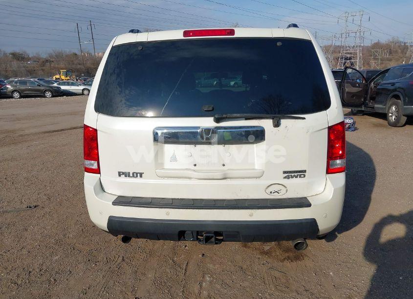 Photo 17 of 2011 Honda Pilot TOURING (VIN 5FNYF4H91BB106537)