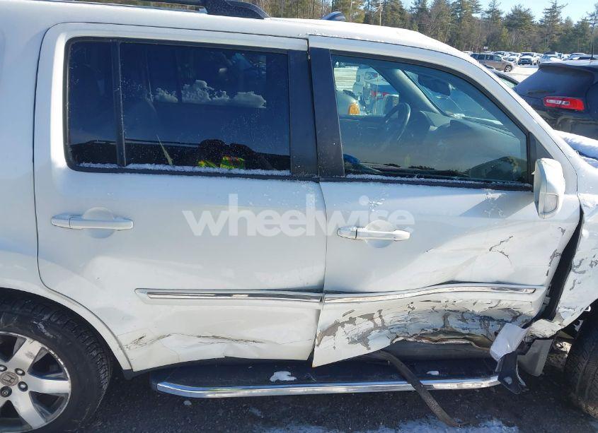 Photo 13 of 2013 Honda Pilot TOURING (VIN 5FNYF4H91DB036041)