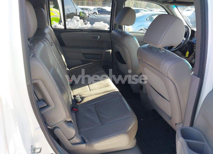 Photo 8 of 2013 Honda Pilot TOURING (VIN 5FNYF4H91DB036041)