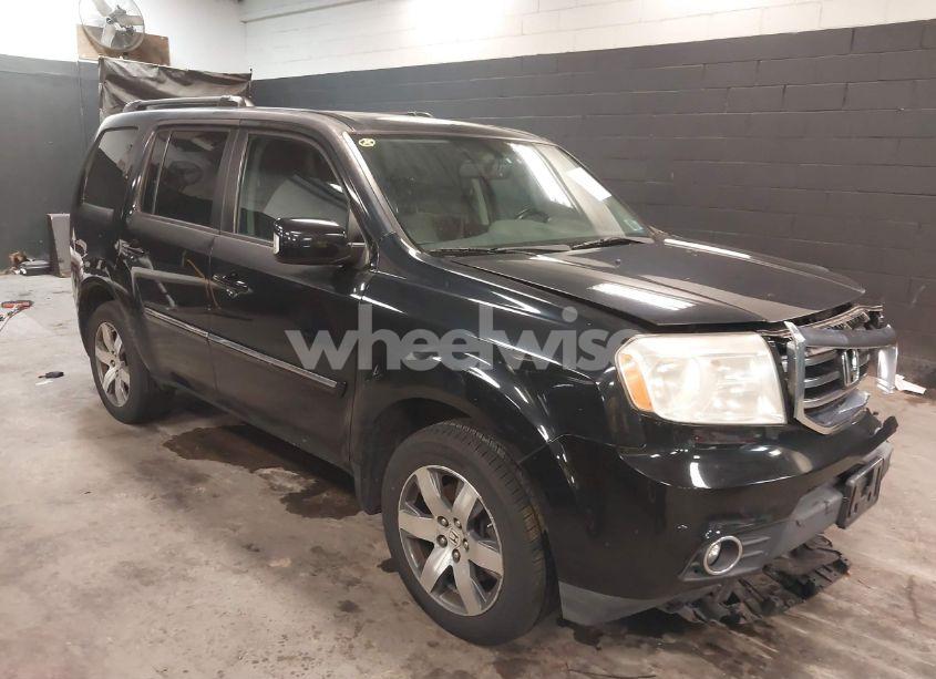 2013 Honda Pilot TOURING (VIN 5FNYF4H91DB073106) main photo