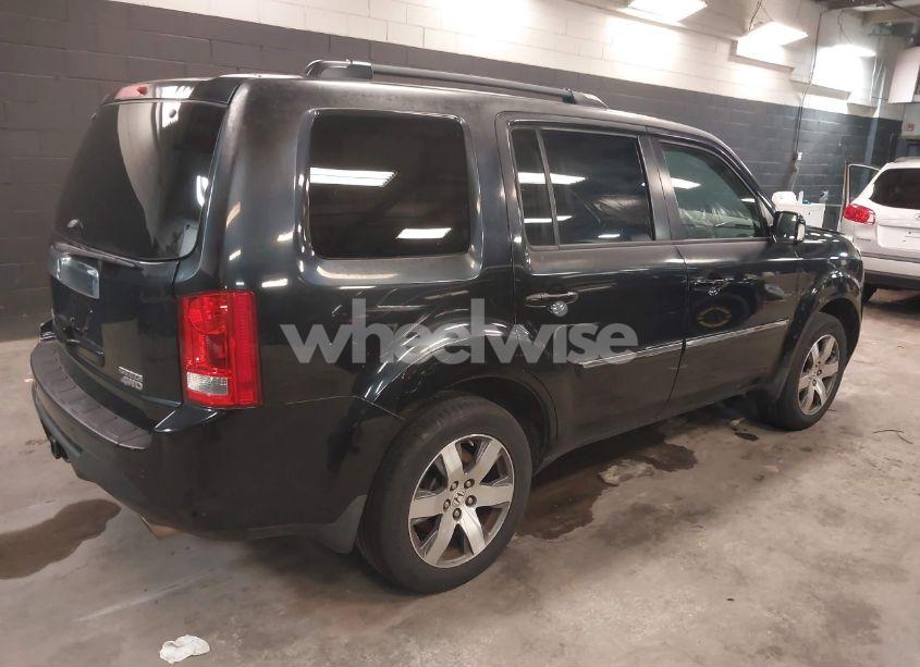 Photo 4 of 2013 Honda Pilot TOURING (VIN 5FNYF4H91DB073106)