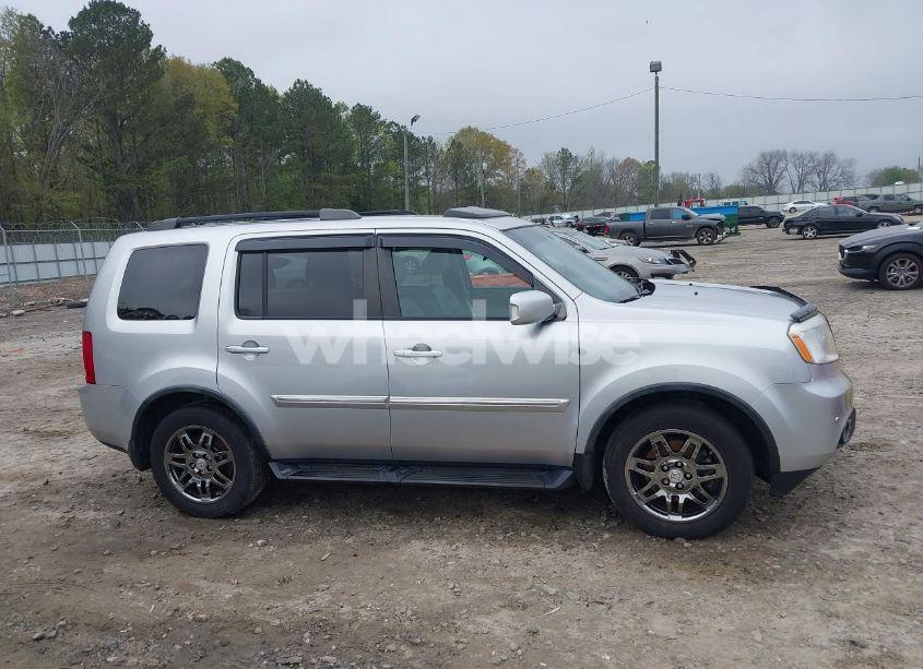Photo 13 of 2014 Honda Pilot TOURING (VIN 5FNYF4H91EB011934)