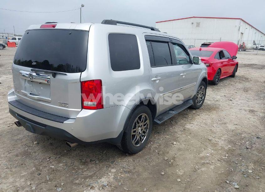 Photo 4 of 2014 Honda Pilot TOURING (VIN 5FNYF4H91EB011934)