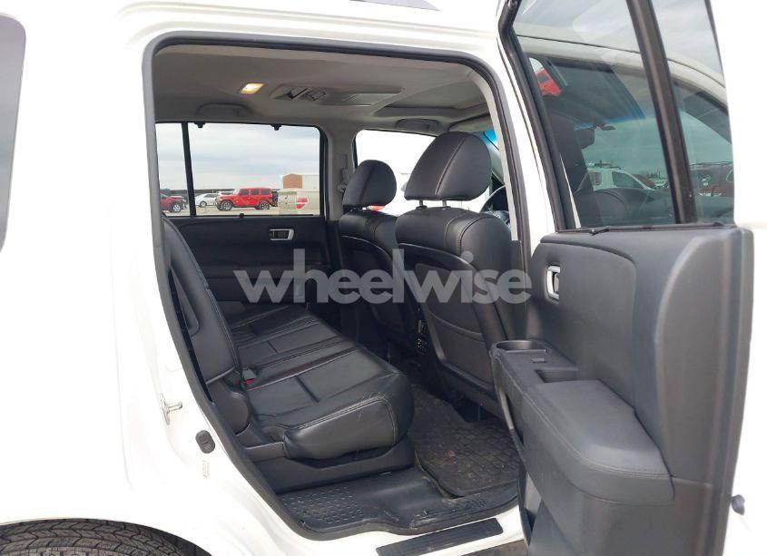 Photo 8 of 2015 Honda Pilot TOURING (VIN 5FNYF4H91FB014110)