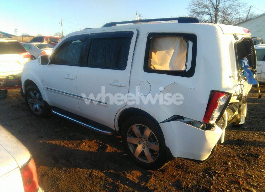 Photo 3 of 2015 Honda Pilot TOURING (VIN 5FNYF4H91FB066966)