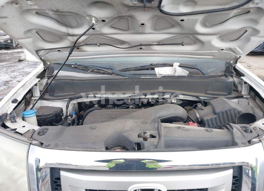 Photo 10 of 2011 Honda Pilot TOURING (VIN 5FNYF4H92BB037647)