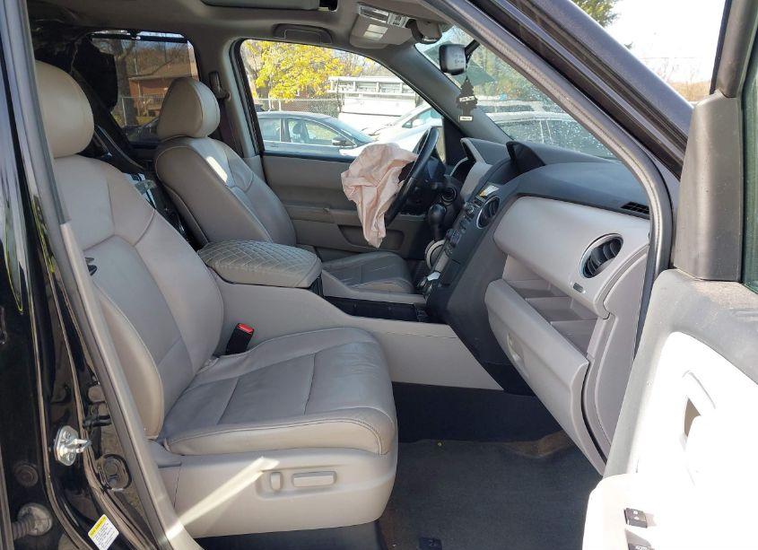 Photo 5 of 2013 Honda Pilot TOURING (VIN 5FNYF4H92DB070957)