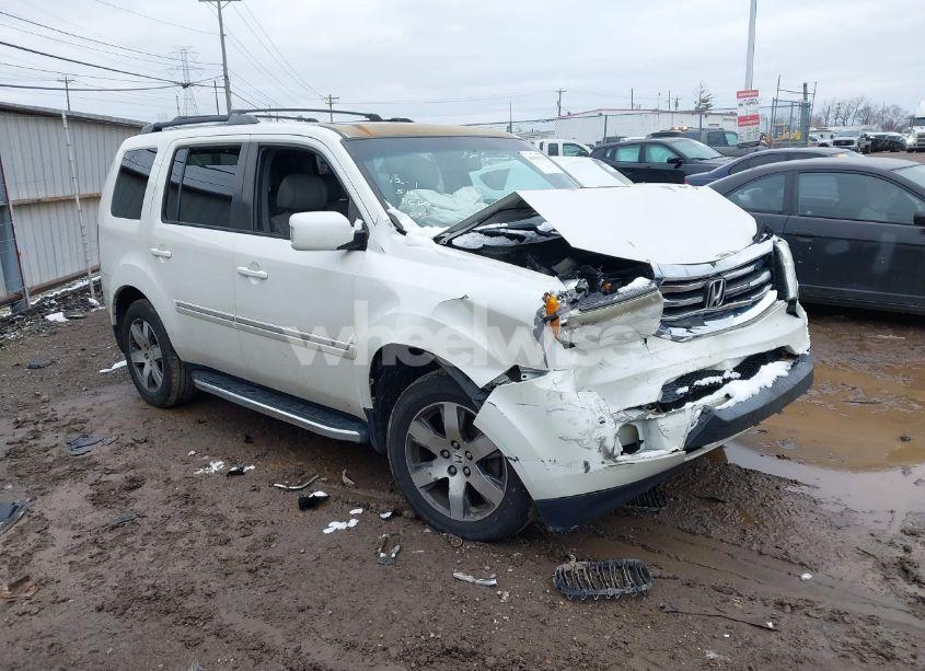 2014 Honda Pilot TOURING (VIN 5FNYF4H92EB001123) main photo